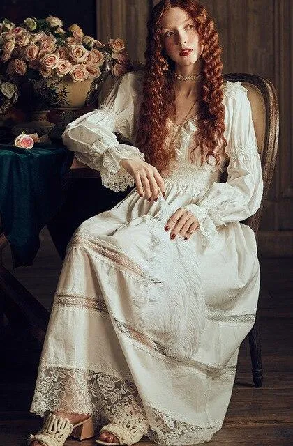 2019 Luxury Autumn Sleepwear Vintage White Cotton Nightgown Women Home Wear Night Dress Ladies Nightwear Lingerie Nighty T567