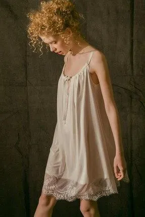2019 Vintage Sleepwear Sexy Spaghetti Strap Open Back Women Home Wear Night Dress White Cotton Nightgown Nightwear Nighties T527