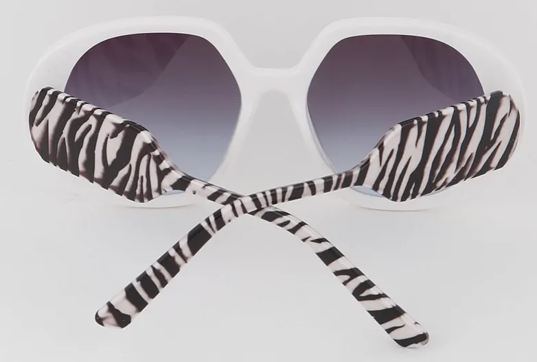 Fashionable Bulky Sunglasses
