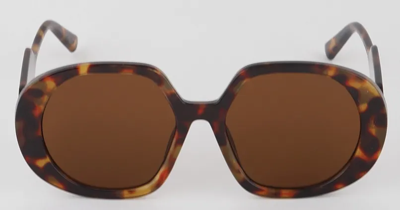 Fashionable Bulky Sunglasses